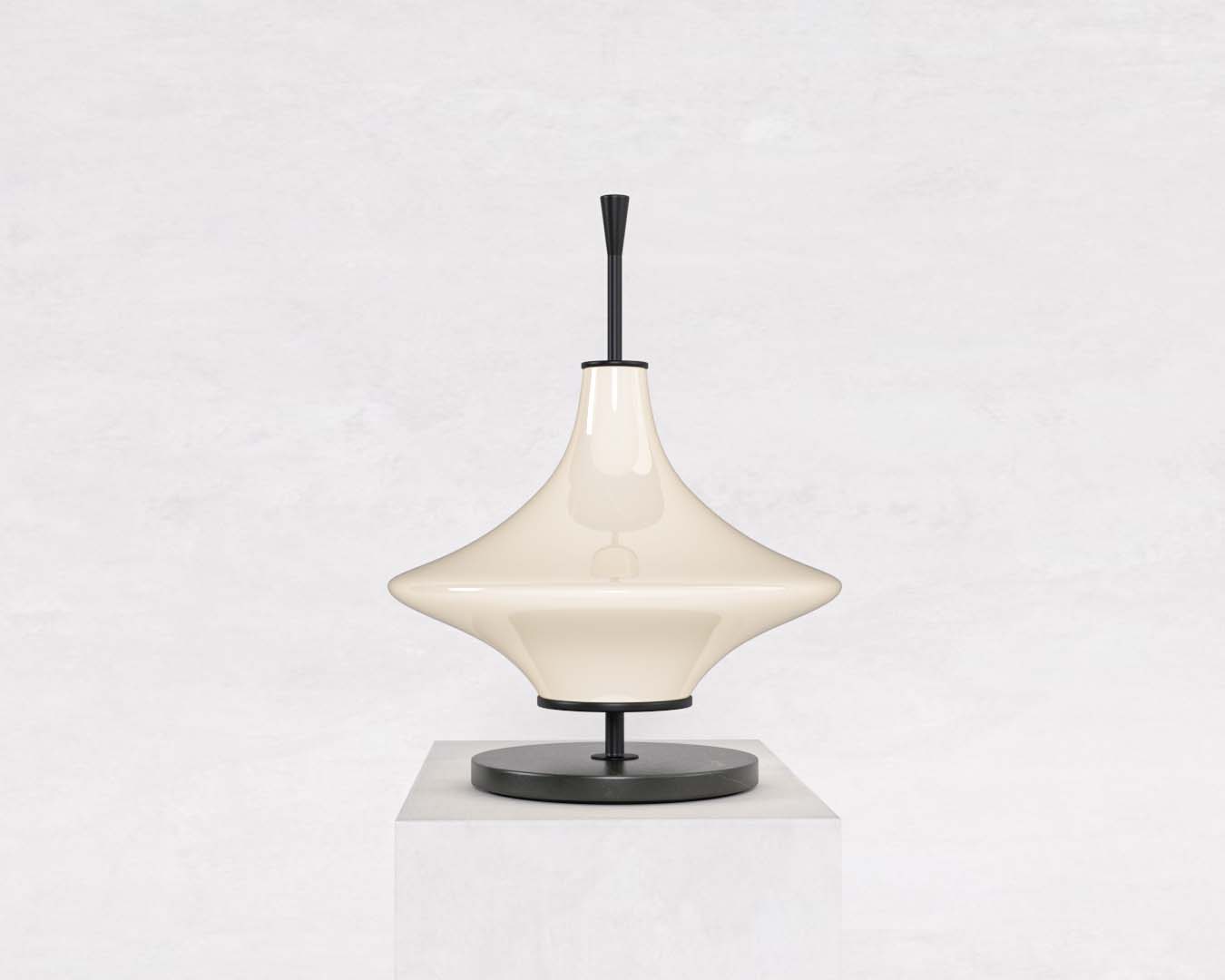 LUMINÁRIA DE MESA DOCC PRETA