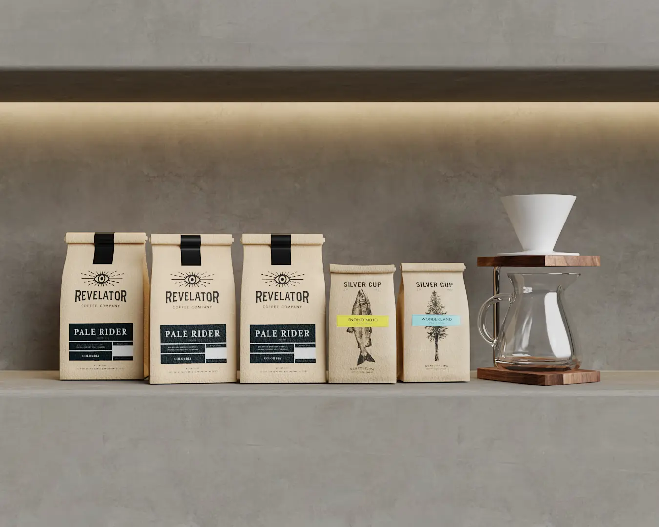 PACOTES DE CAFÉ E SUPORTE PARA COADOR